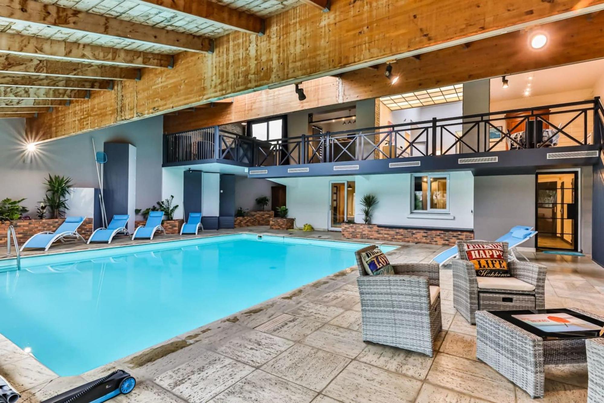 シャラン L'Atypique - Piscine Interieure - Wifiヴィラ エクステリア 写真